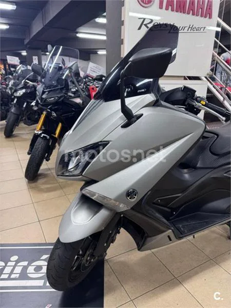 Yamaha TMAX 530 – Vista 6