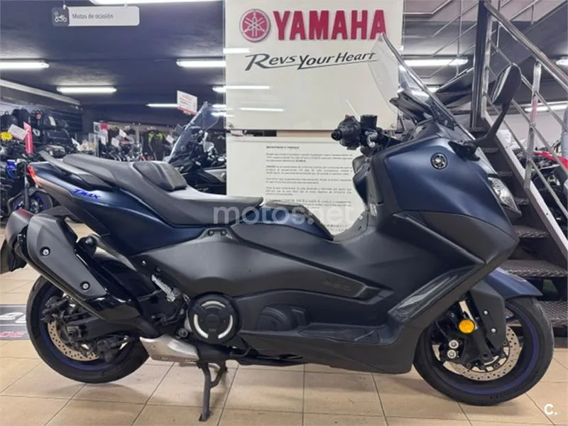 Yamaha TMAX – Vista 4