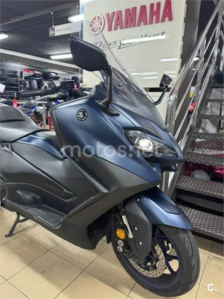 Yamaha TMAX – Vista 5