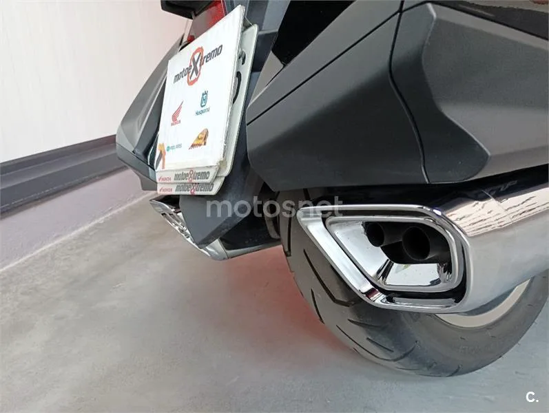 Honda GL 1800 Gold Wing – Vista 11