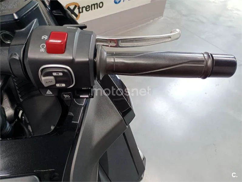 Honda GL 1800 Gold Wing – Vista 12