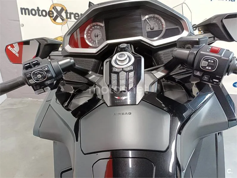 Honda GL 1800 Gold Wing – Vista 14