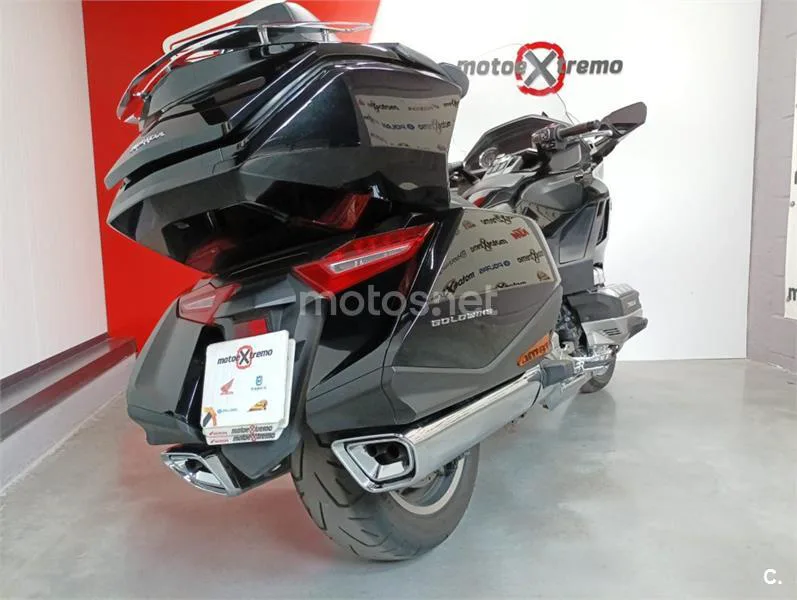 Honda GL 1800 Gold Wing – Vista 18