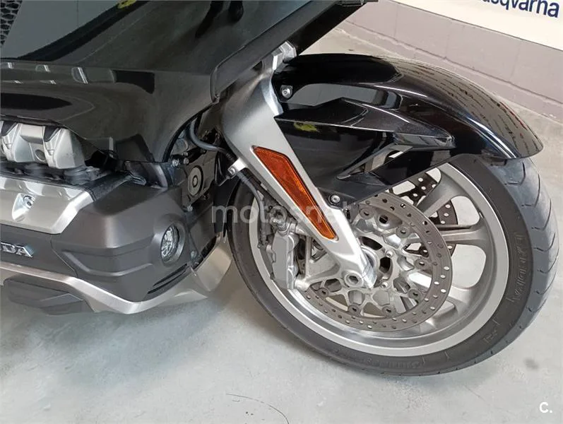 Honda GL 1800 Gold Wing – Vista 4