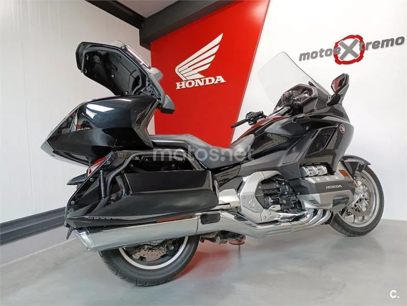 Honda GL 1800 Gold Wing – Vista 8