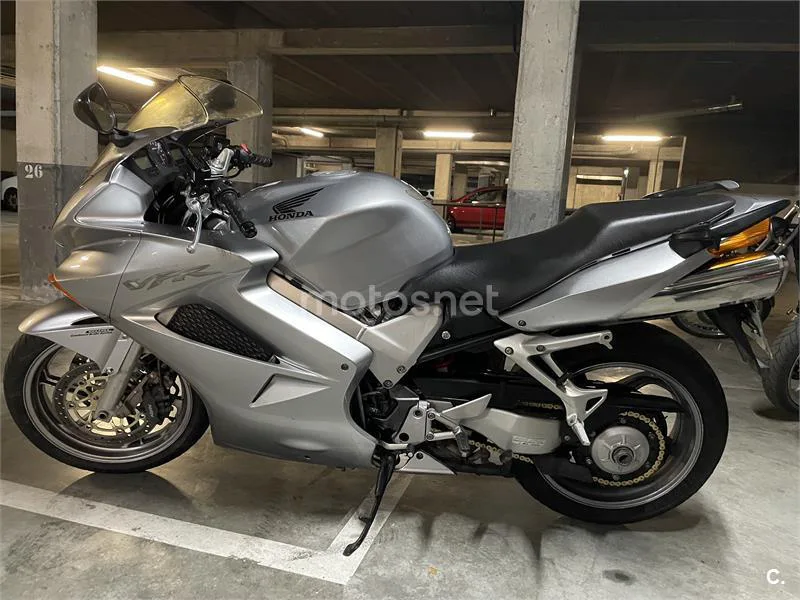Honda VFR 800 – Vista 2