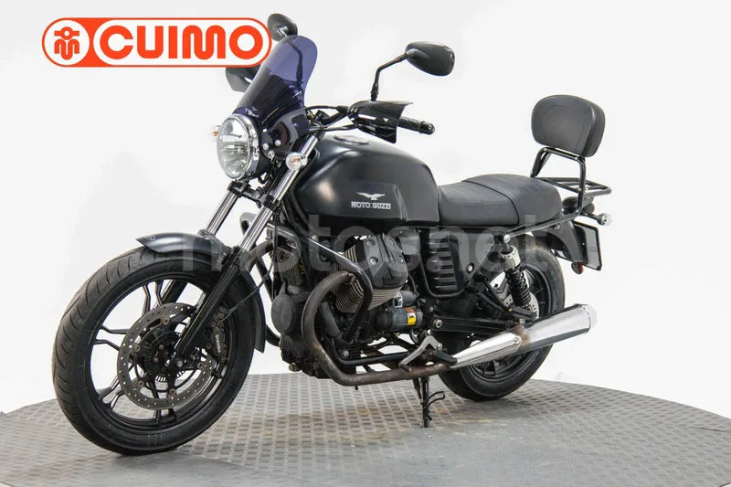 Moto Guzzi V7 – Vista 18