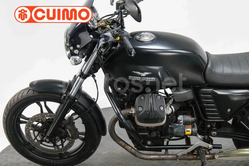 Moto Guzzi V7 – Vista 17