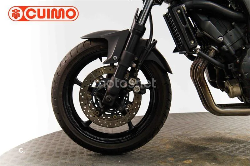 Yamaha FZ6 – Vista 21