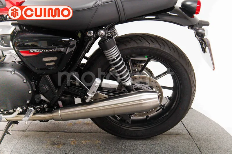 Triumph Speed Twin 900 – Vista 17