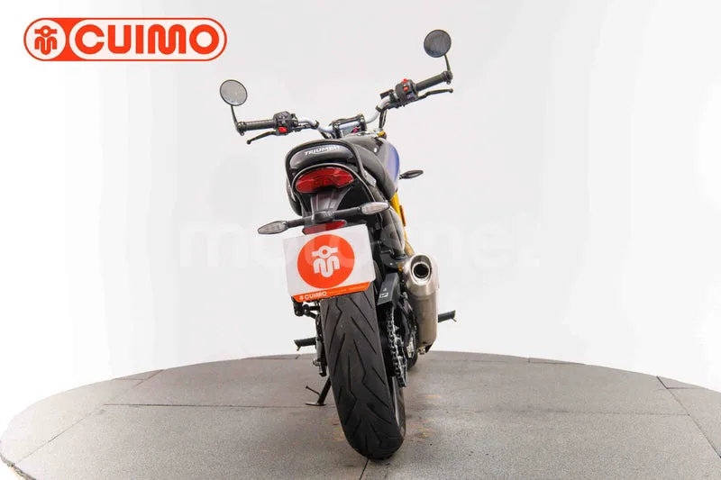 Triumph Speed 400 – Vista 5