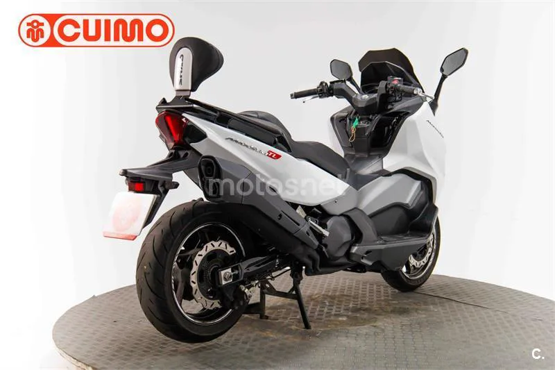 SYM Maxsym TL 500 – Vista 4