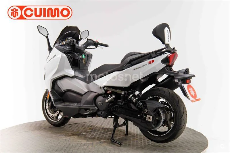 SYM Maxsym TL 500 – Vista 6