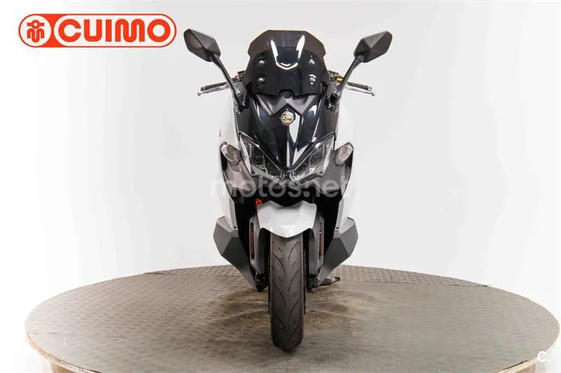 SYM Maxsym TL 500 – Vista 10