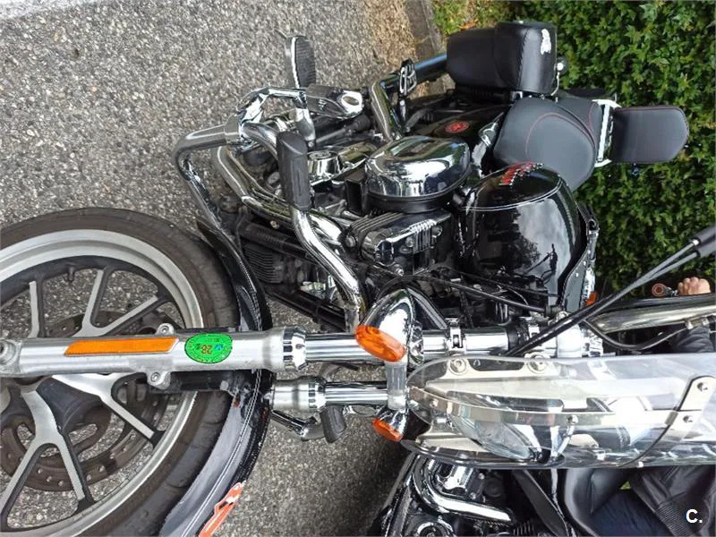 Harley-Davidson Sportster Superlow – Vista 2
