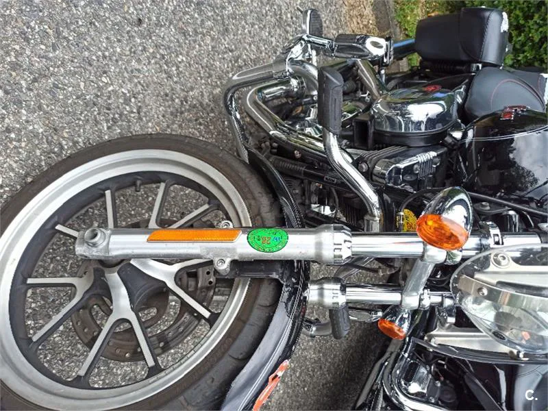 Harley-Davidson Sportster Superlow – Vista 3