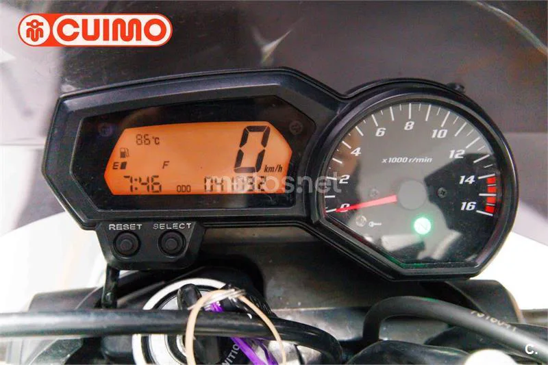Yamaha FZ6 – Vista 24