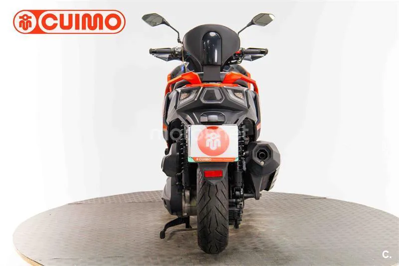 Kymco DTX 350 – Vista 5