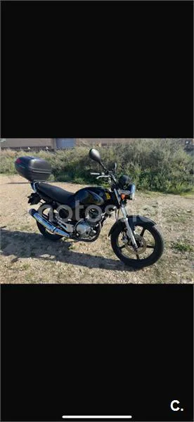 Yamaha YBR 125 – Vista 3