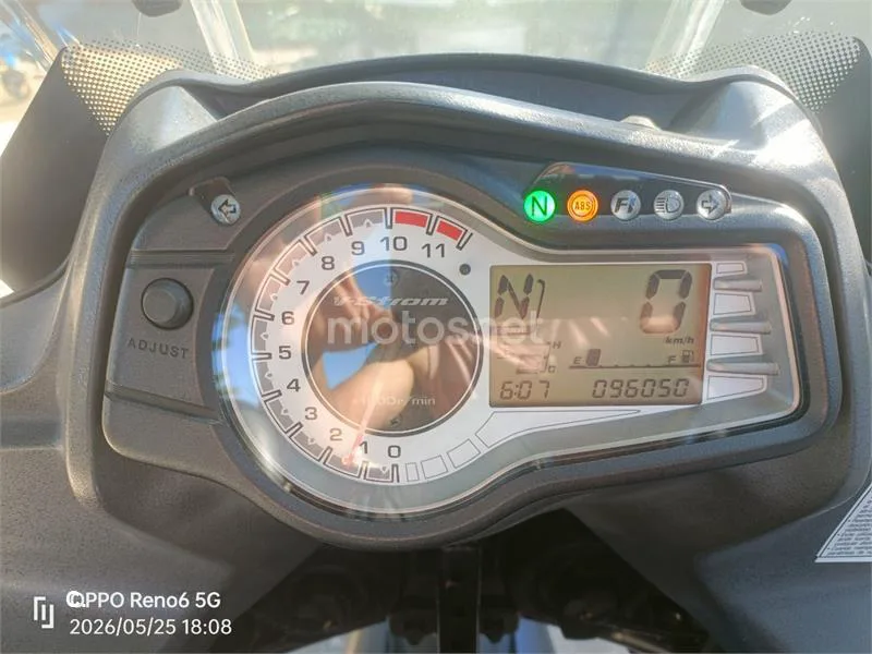 Suzuki V-Strom 650 – Vista 6