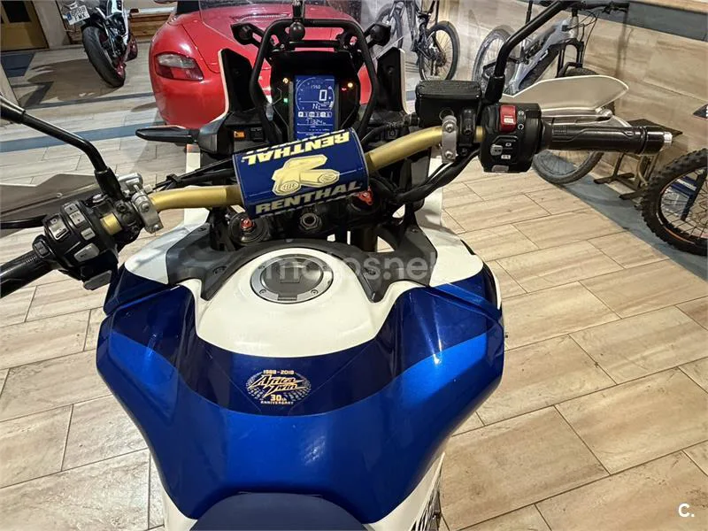 Honda CRF 1000L Africa Twin – Vista 8