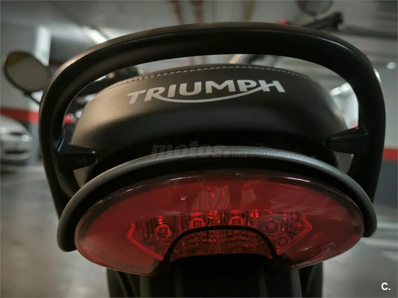 Triumph Speed 400 – Vista 4