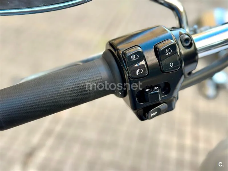 Triumph Thunderbird 1600 – Vista 22