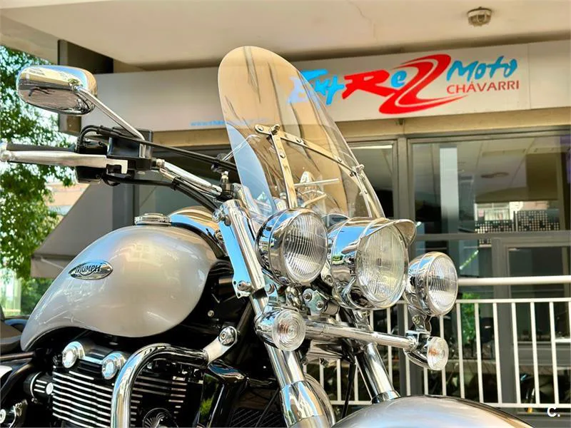 Triumph Thunderbird 1600 – Vista 30