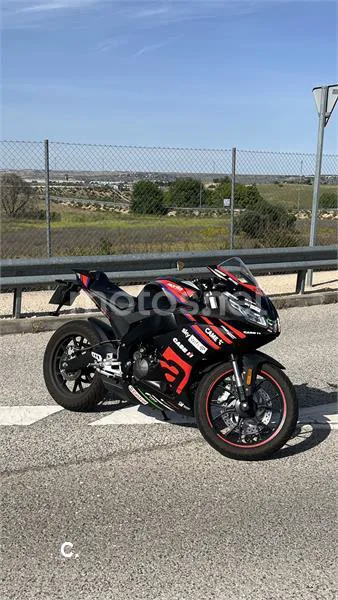Aprilia RS 125 Replica – Vista 2