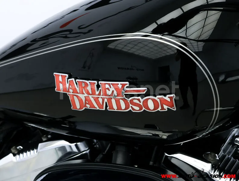 Harley-Davidson Sportster Superlow – Vista 8