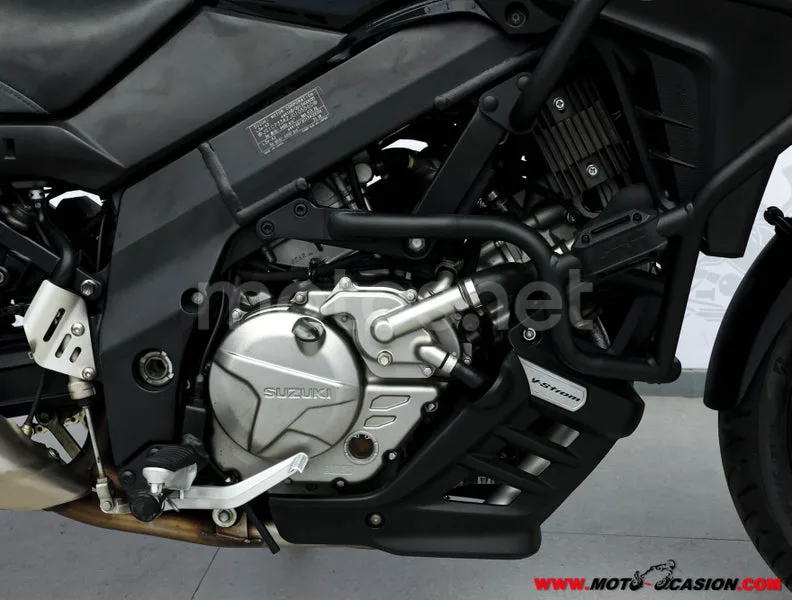 Suzuki V-Strom 650 XT – Vista 5
