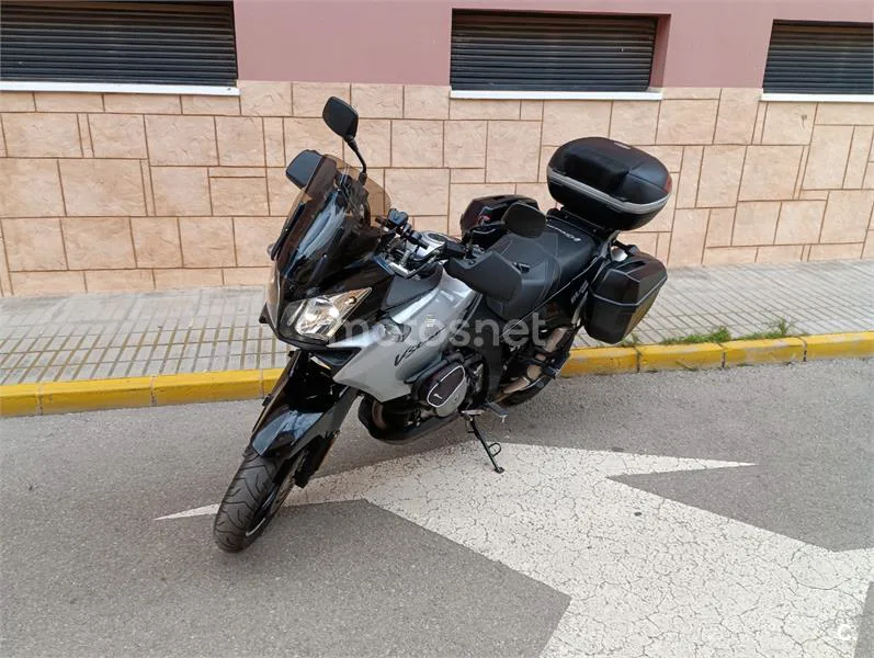 Suzuki V-Strom 1000 – Vista 2