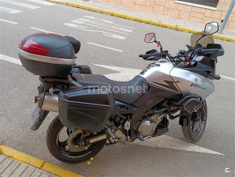Suzuki V-Strom 1000 – Vista 3