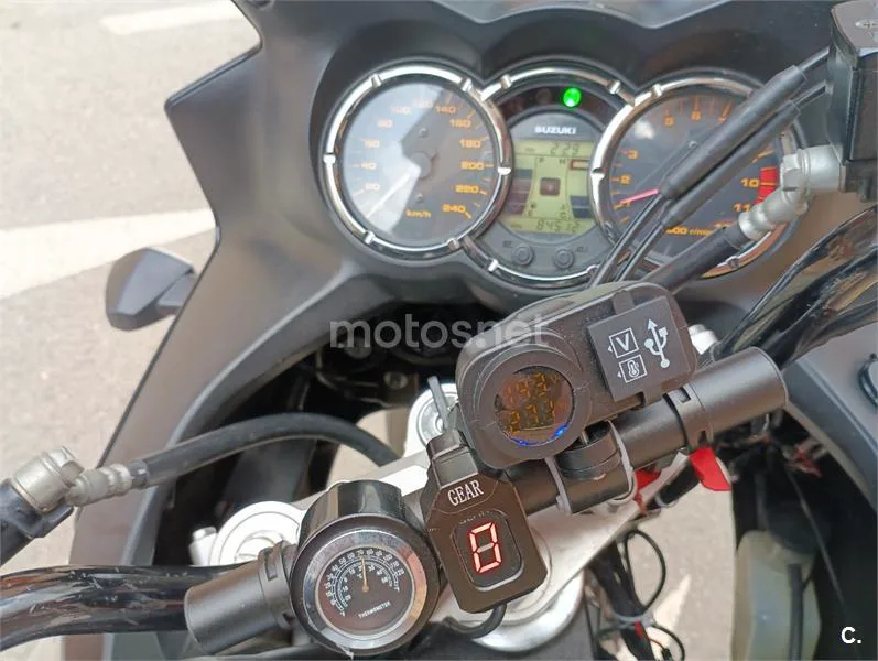 Suzuki V-Strom 1000 – Vista 5