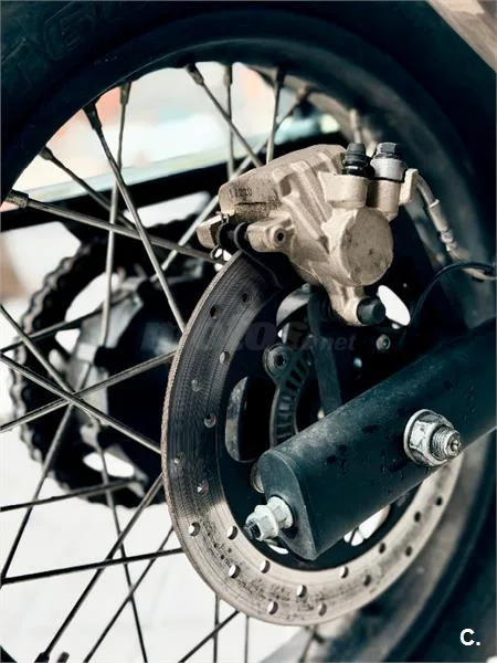 Royal Enfield Himalayan 410 – Vista 11