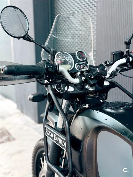 Royal Enfield Himalayan 410 – Vista 15