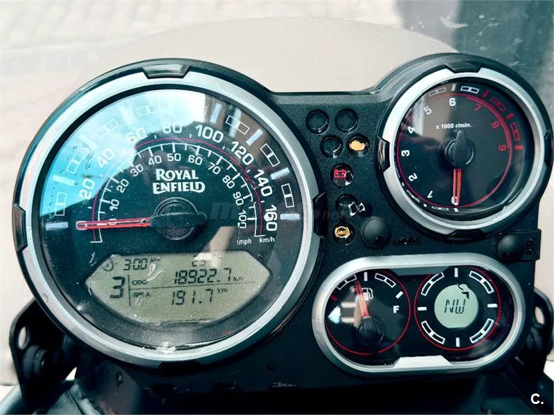 Royal Enfield Himalayan 410 – Vista 8