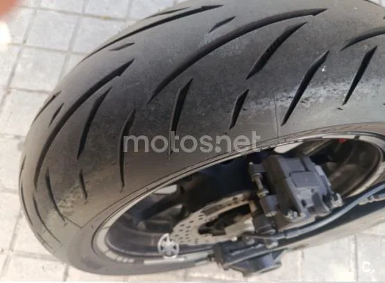 Yamaha XSR 700 – Vista 4