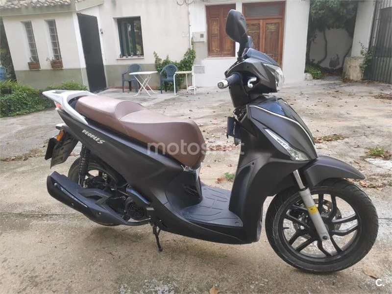 Kymco People S 125 – Vista 4