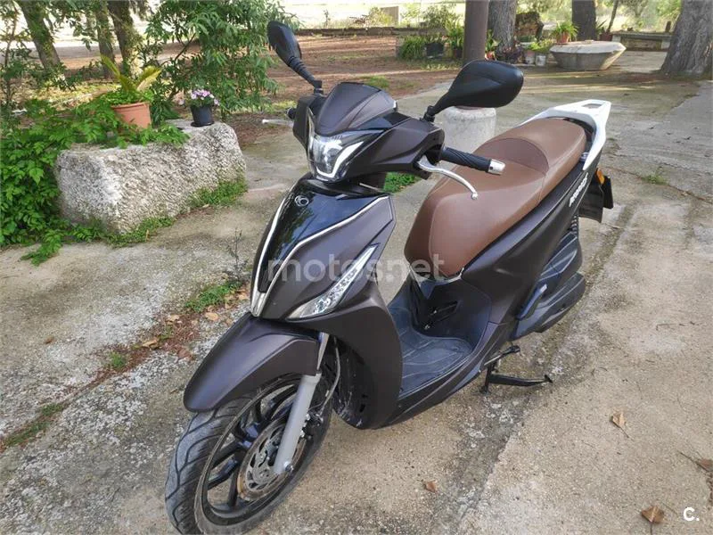 Kymco People S 125 – Vista 5