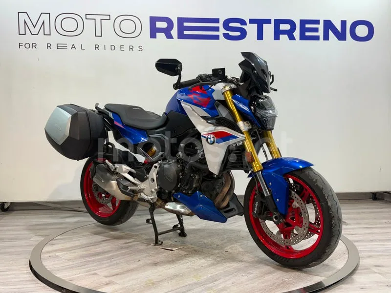 BMW F 900 R – Vista 6