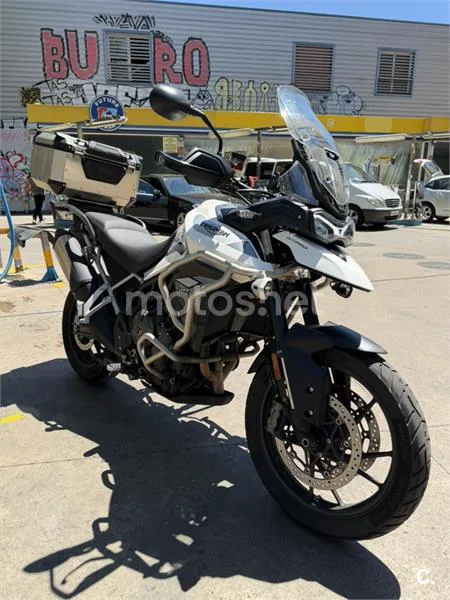 Triumph Tiger 900 – Vista 2