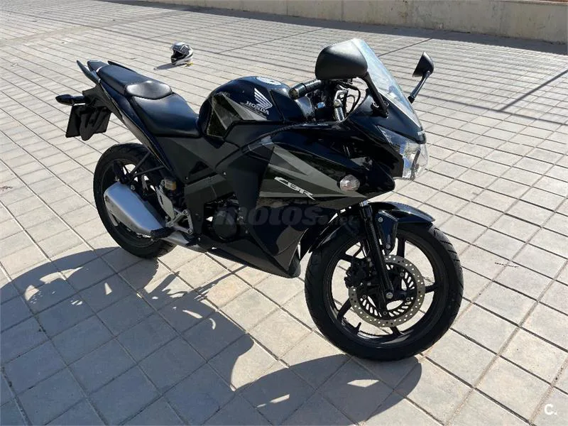 Honda CBR 125R – Vista 3