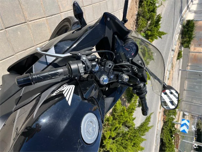 Honda CBR 125R – Vista 6