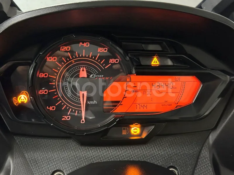 BMW C 650 – Vista 11