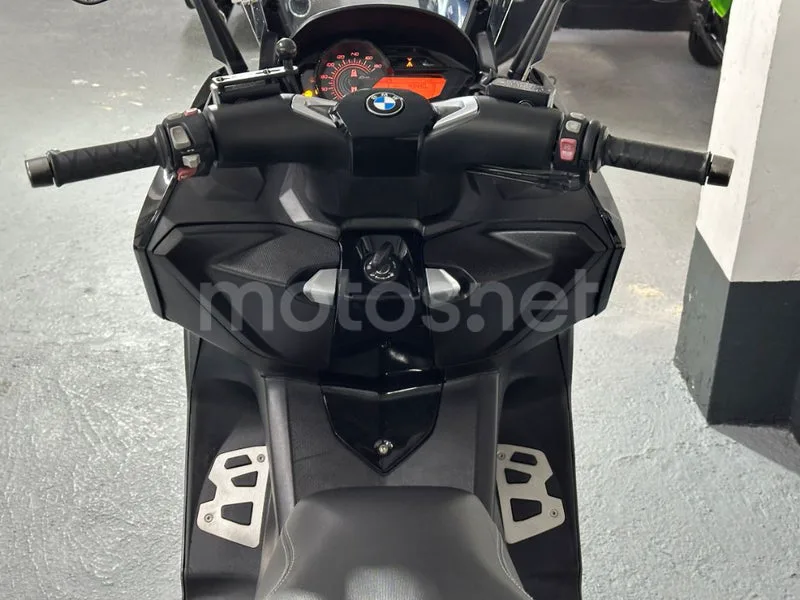 BMW C 650 – Vista 9