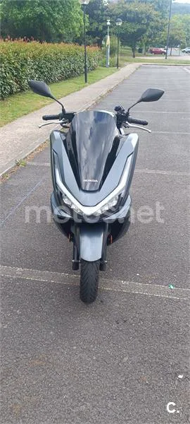 Honda PCX 125 – Vista 7