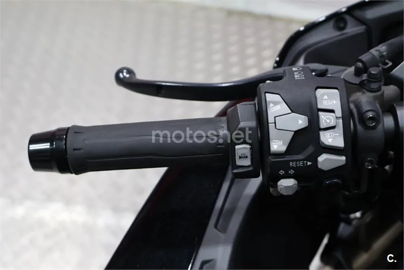 Kawasaki Ninja H2 – Vista 8