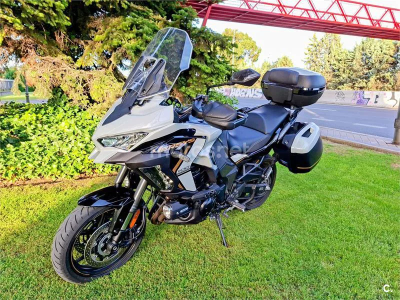 Kawasaki Versys 1100 – Vista 2