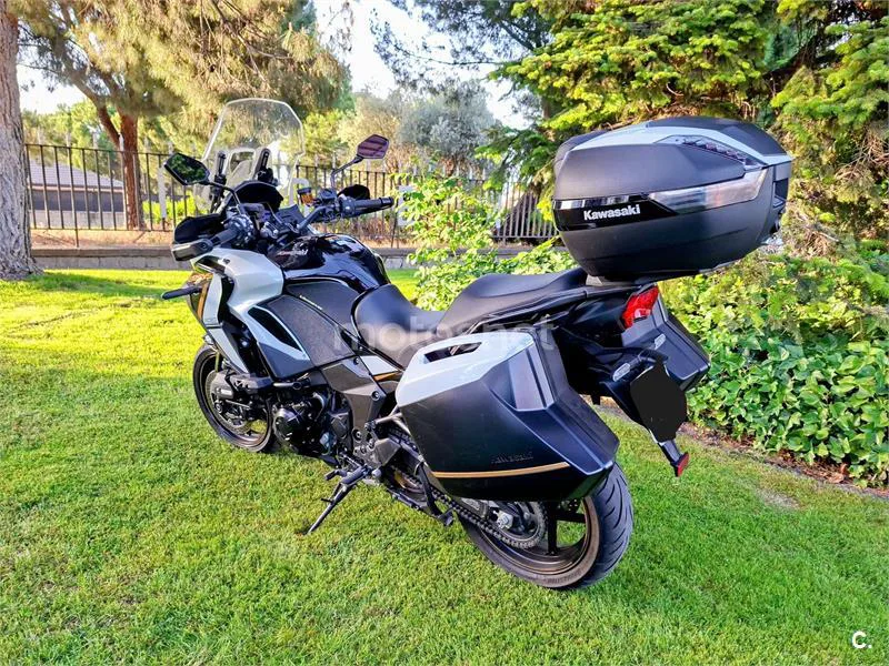 Kawasaki Versys 1100 – Vista 4